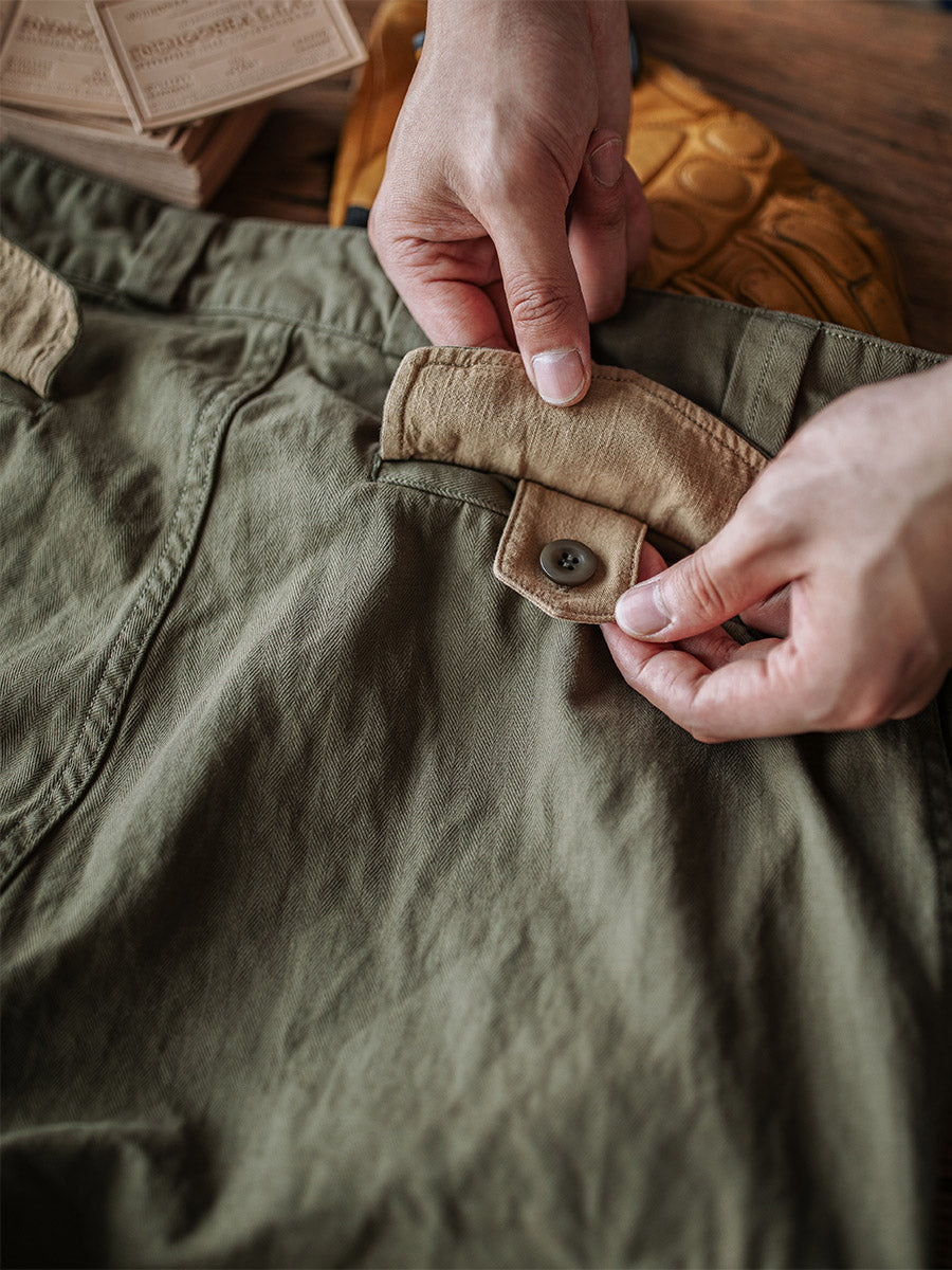Reproduktion einer M-47 Fischgrät-Twillhose der französischen Armee