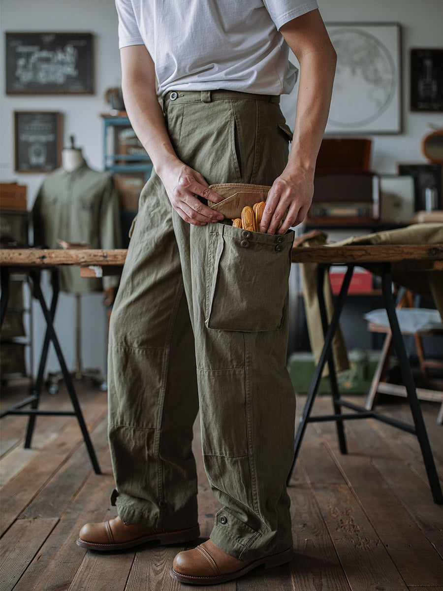 Reproduktion einer M-47 Fischgrät-Twillhose der französischen Armee
