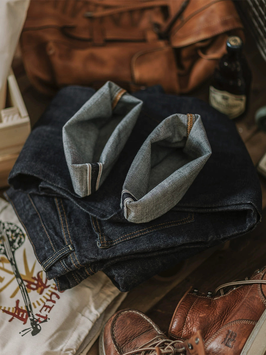 Jeans de Mezclilla con Orillo Índigo de 14 oz