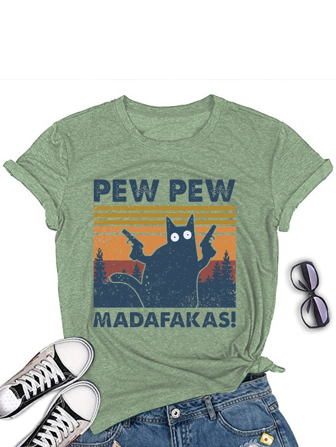 Damen T-Shirt mit Aufdruck einer schwarzen Katze mit Gewehr