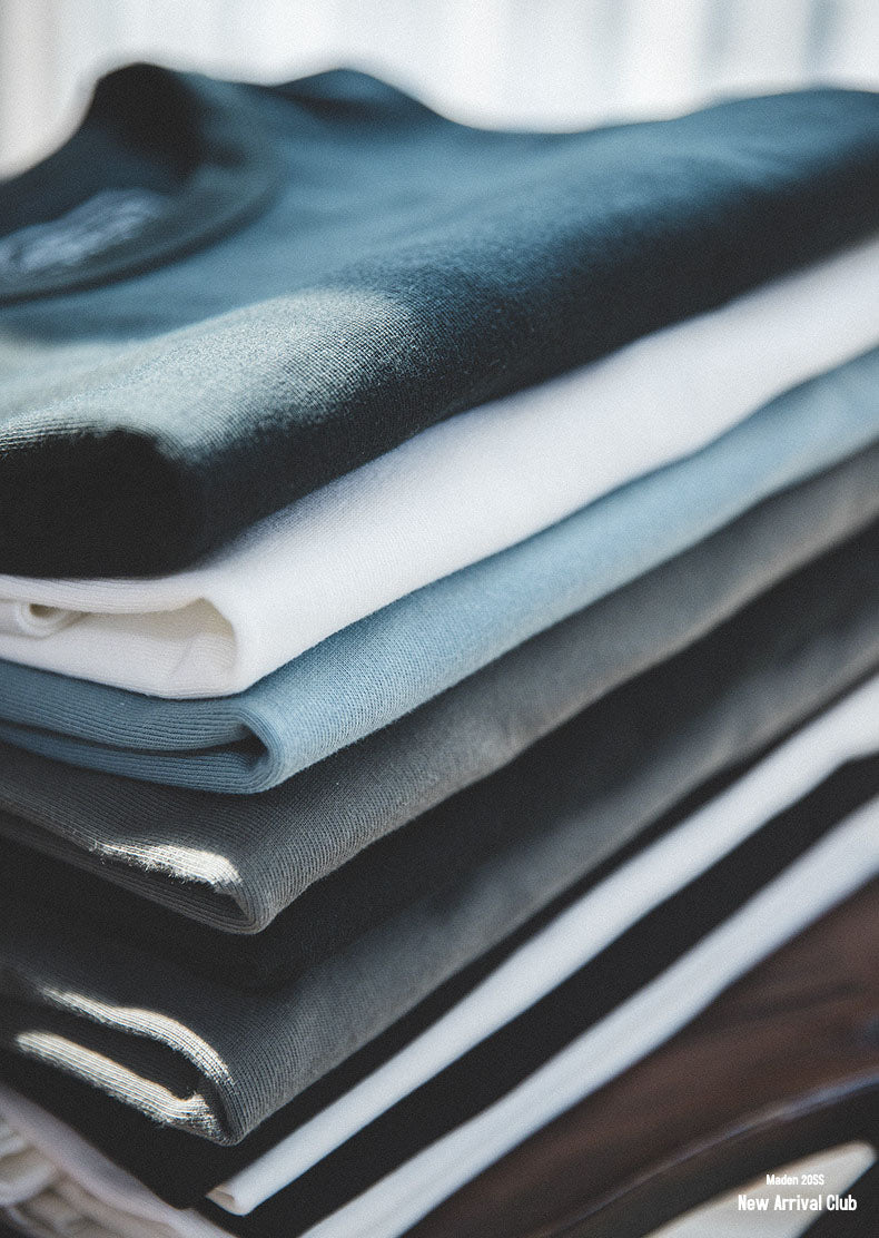 Camiseta Clásica de Cuello Redondo y Corte Slim para Hombre