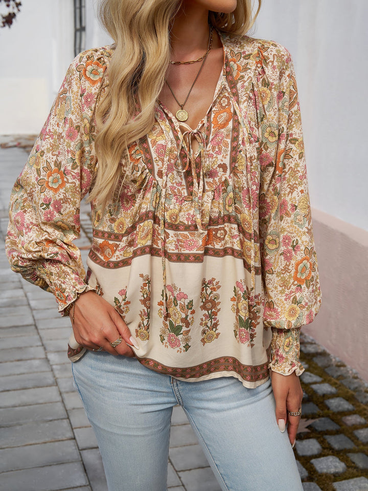 Damen-Bluse mit Boho-Blumenmuster und Schleifenkragen