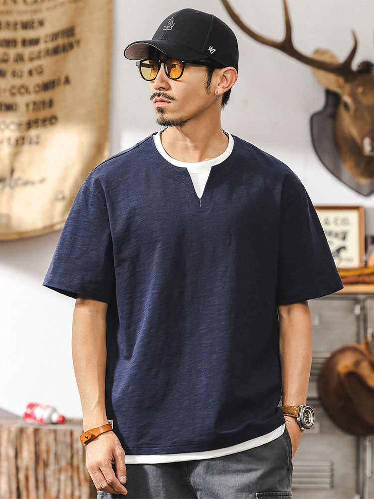 Herren Kurzarm‑T‑Shirt mit Fake‑Layer‑Effekt und V‑Ausschnitt