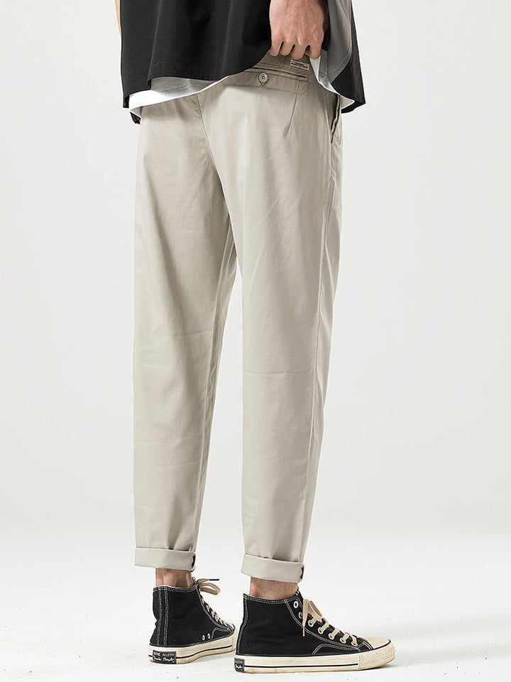 Lässige Herren-Freizeithose in Cropped-Passform