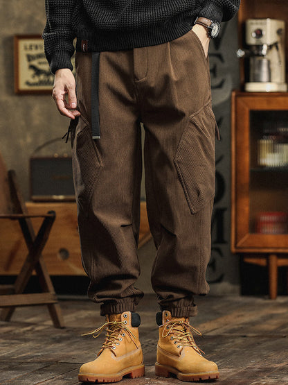 Lässige Herren-Cargohose aus Cord mit Zierriemen