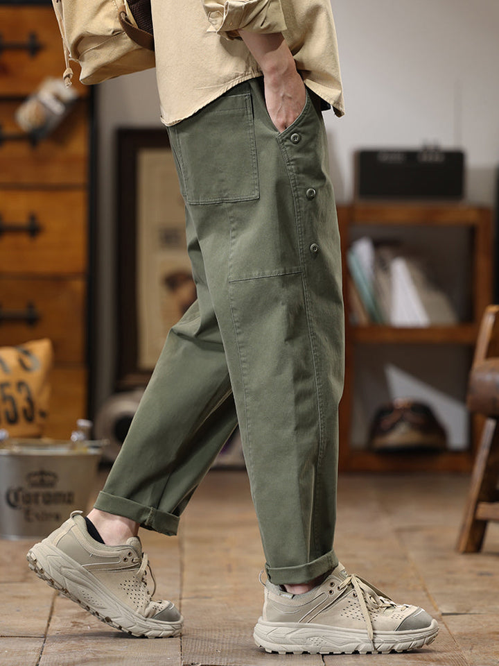 Lässige Cargohose für Herren mit seitlicher Knopfleiste und geradem Bein