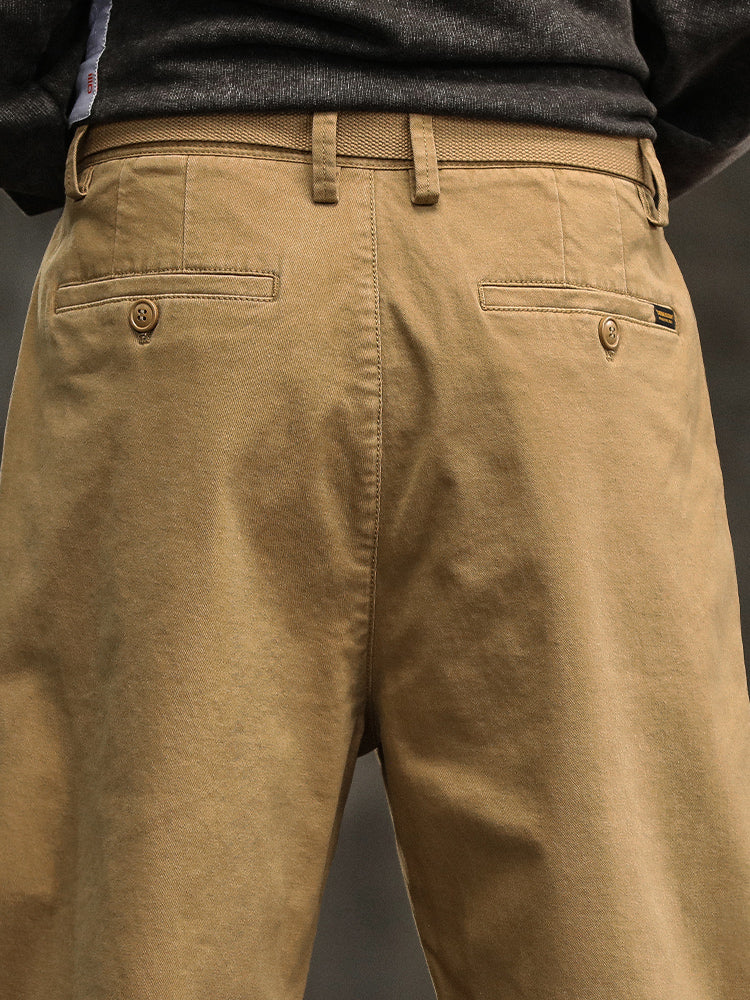 Pantalones chinos plisados ​​de corte relajado para hombre con cinturón