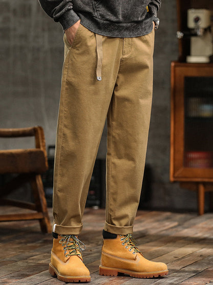 Pantalones chinos plisados ​​de corte relajado para hombre con cinturón