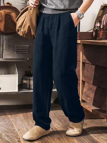 Lässige Herren-Freizeithose aus Lyocell-Leinen-Mischgewebe mit Bundfalten und geradem Bein